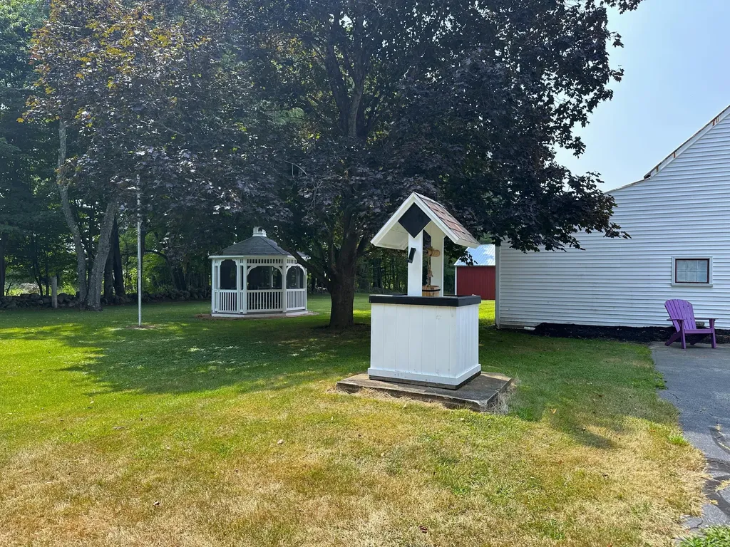 180 Center Road Lebanon ME 04027