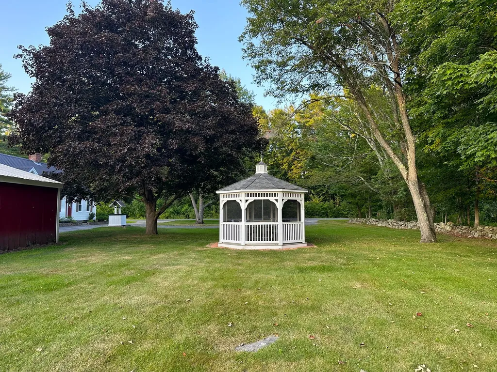180 Center Road Lebanon ME 04027