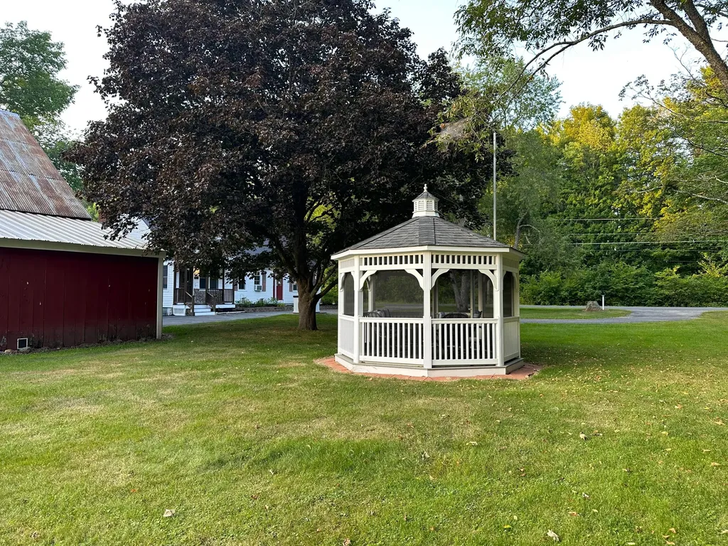180 Center Road Lebanon ME 04027