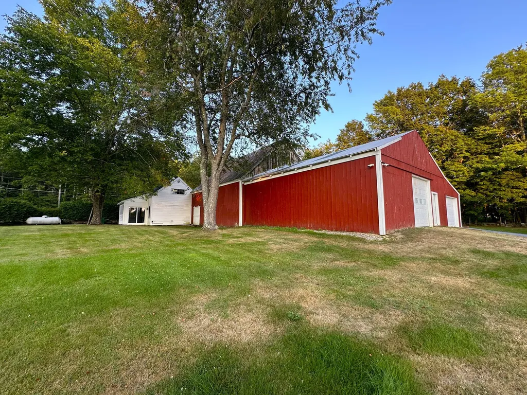 180 Center Road Lebanon ME 04027