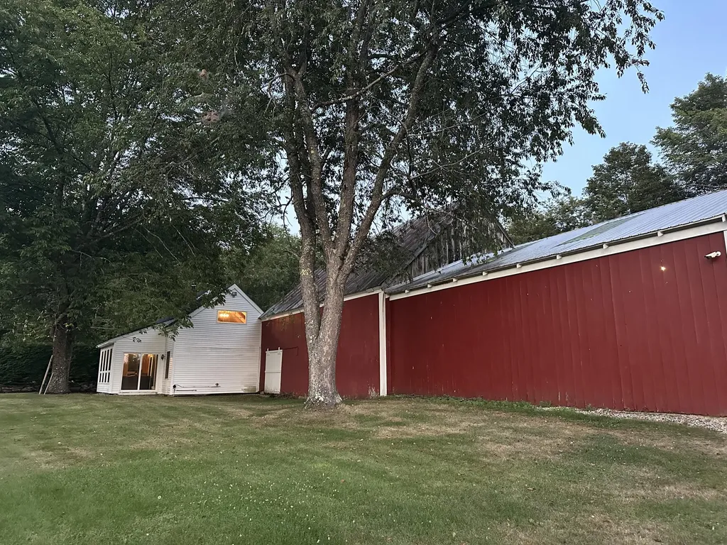 180 Center Road Lebanon ME 04027