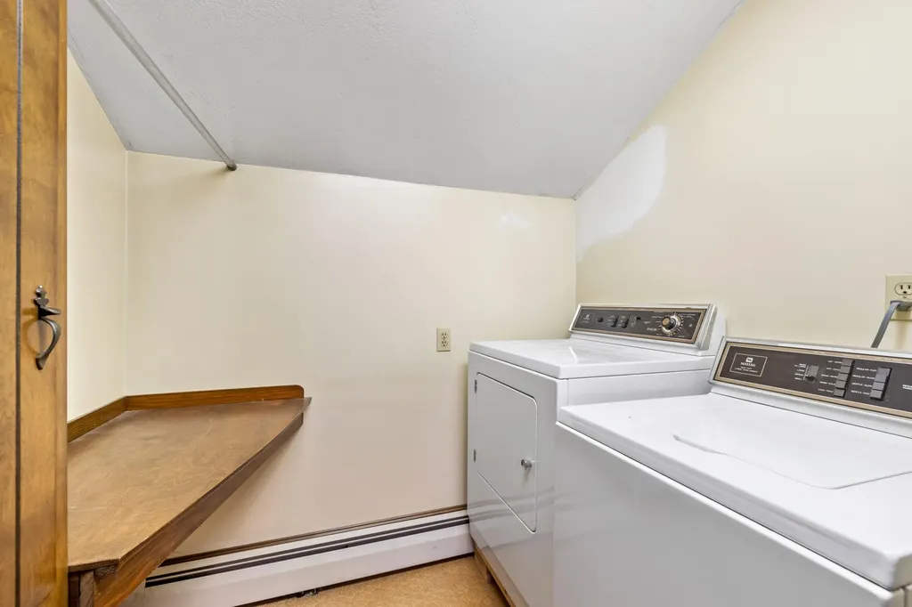 177 Hill Street Biddeford ME 04072