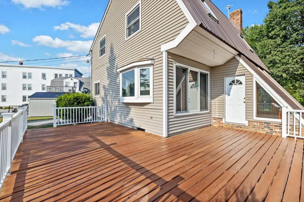 177 Hill Street Biddeford ME 04072