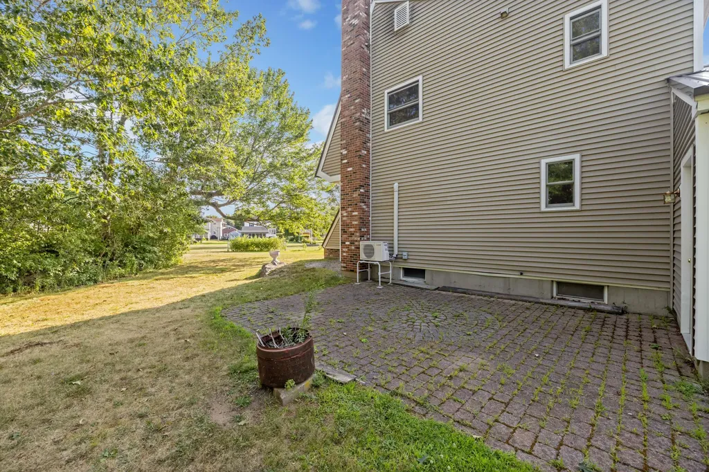 177 Hill Street Biddeford ME 04072