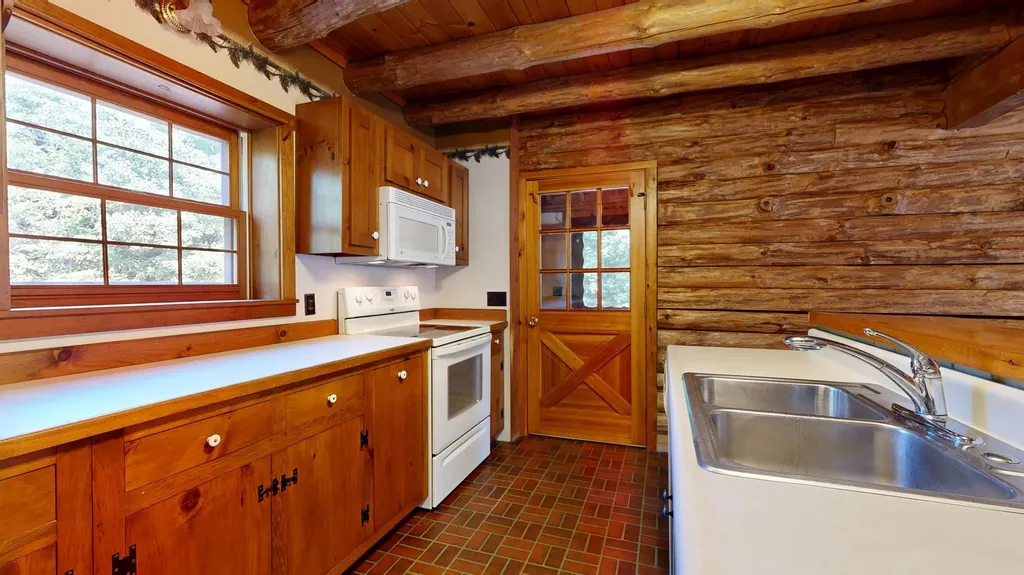 33 Pine Street Anson ME 04911