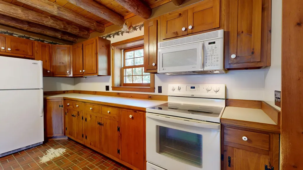 33 Pine Street Anson ME 04911