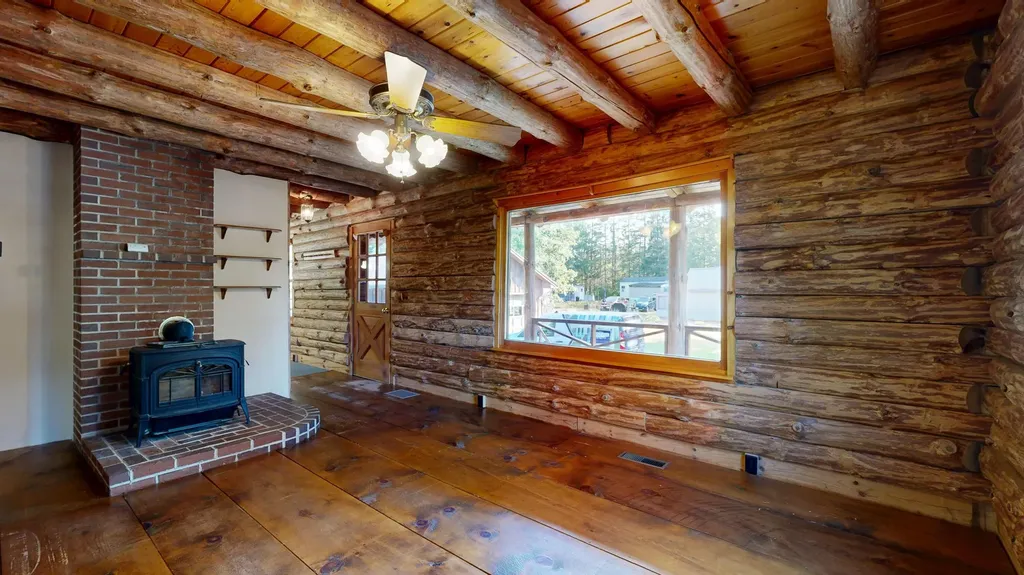 33 Pine Street Anson ME 04911