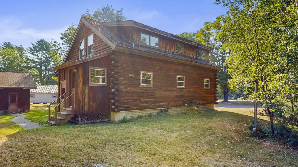 33 Pine Street Anson ME 04911