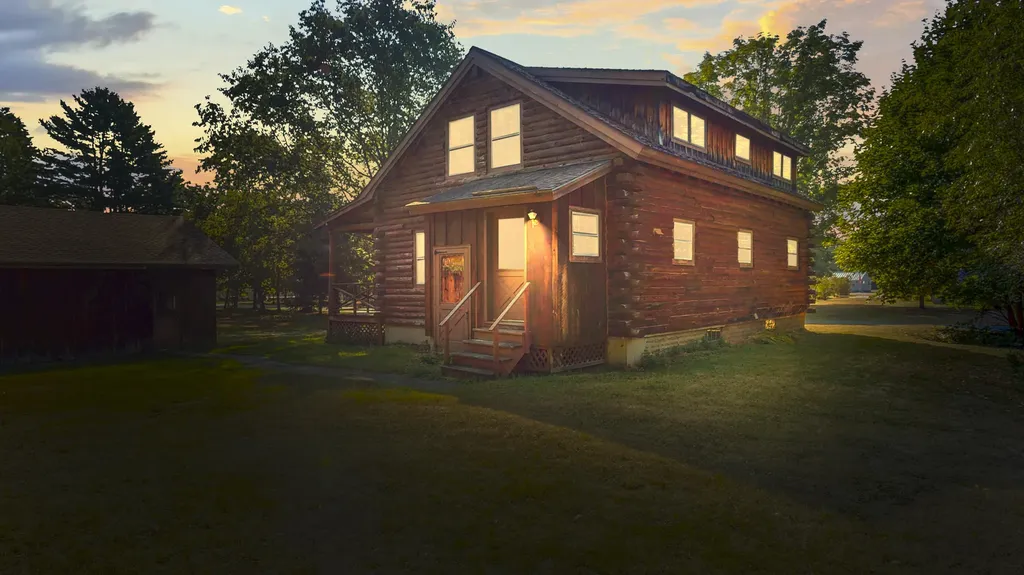 33 Pine Street Anson ME 04911