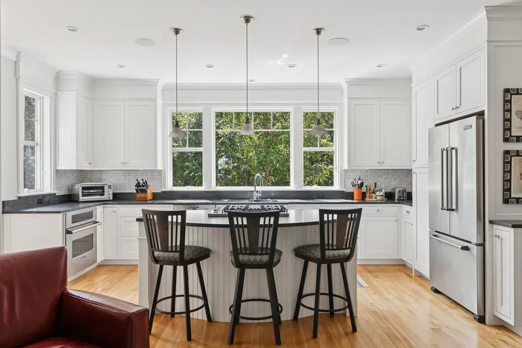 28 Washburn Drive Kennebunkport ME 04046