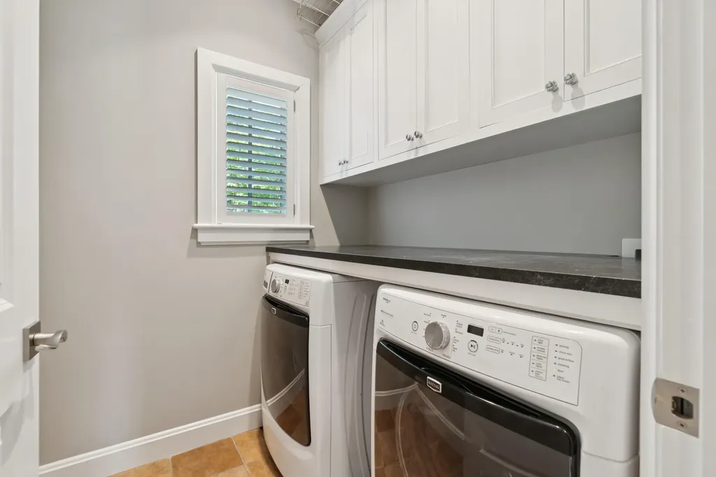 28 Washburn Drive Kennebunkport ME 04046