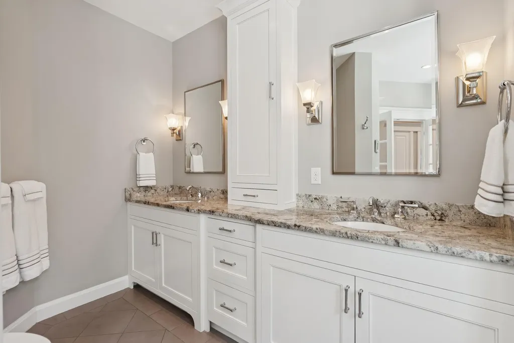 28 Washburn Drive Kennebunkport ME 04046