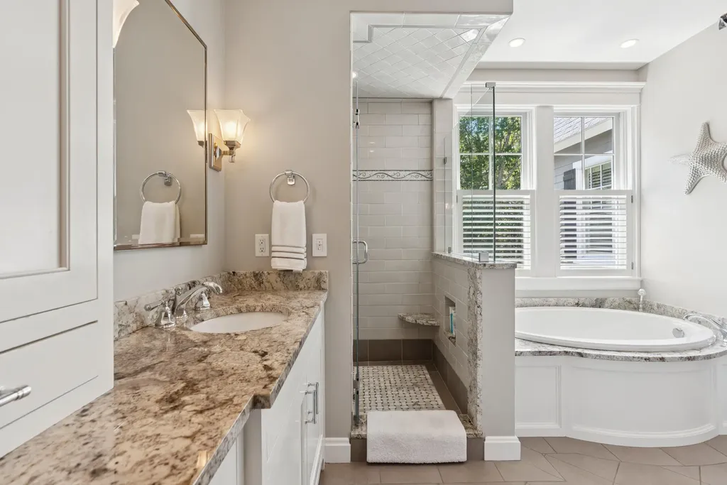 28 Washburn Drive Kennebunkport ME 04046