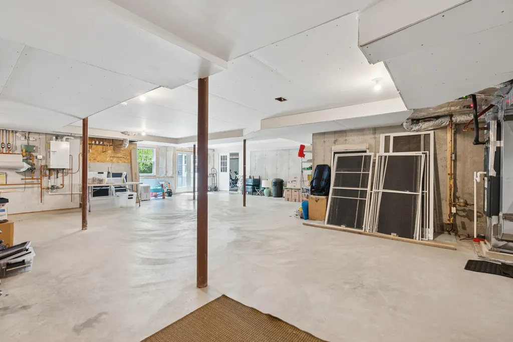 28 Washburn Drive Kennebunkport ME 04046