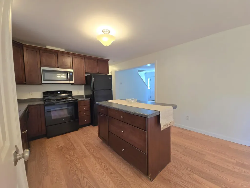 86 Bluebird Road Warren ME 04864