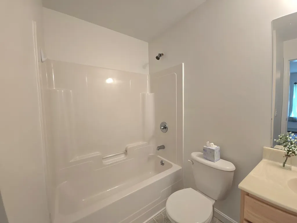 86 Bluebird Road Warren ME 04864