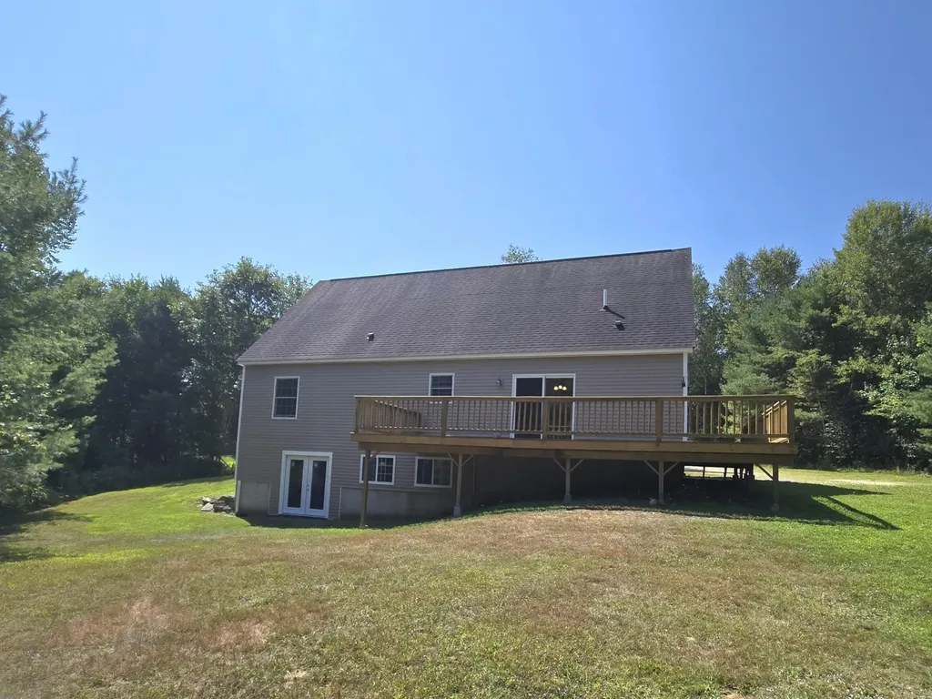86 Bluebird Road Warren ME 04864
