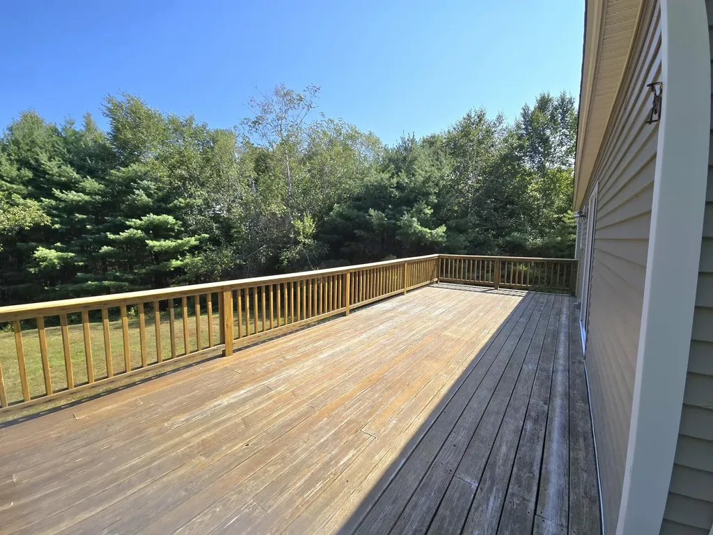 86 Bluebird Road Warren ME 04864