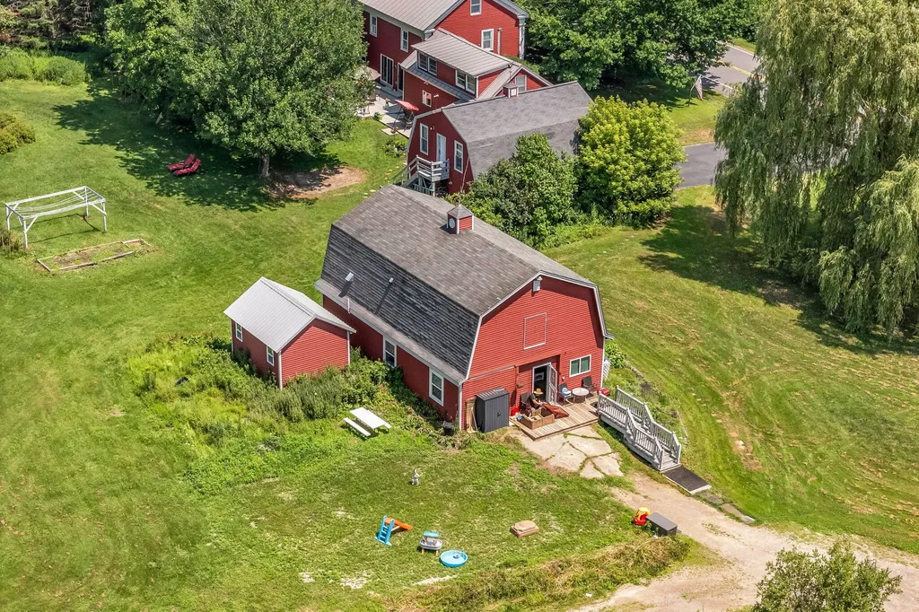 546 Webber Pond Road Vassalboro ME 04989