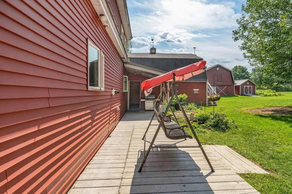 546 Webber Pond Road Vassalboro ME 04989