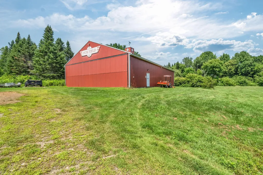 546 Webber Pond Road Vassalboro ME 04989