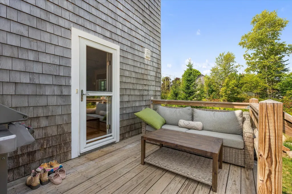 1221 Main Street Harrington ME 04643