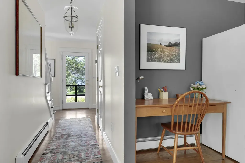 2 Sunnyfield Lane Falmouth ME 04105