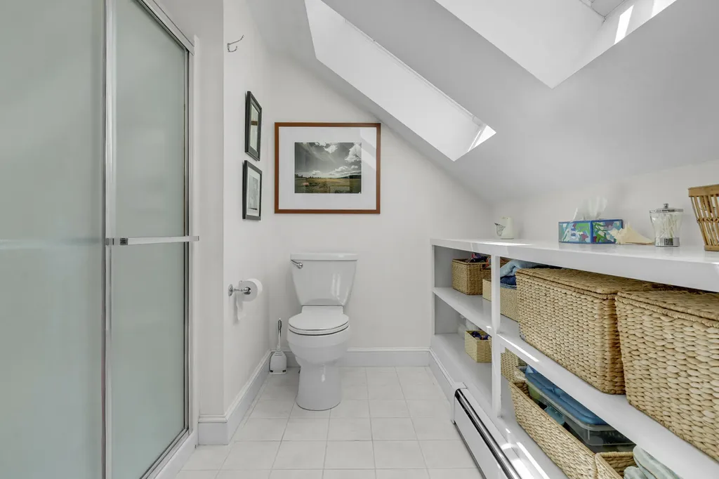 2 Sunnyfield Lane Falmouth ME 04105