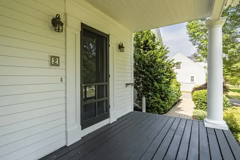 2 Sunnyfield Lane Falmouth ME 04105