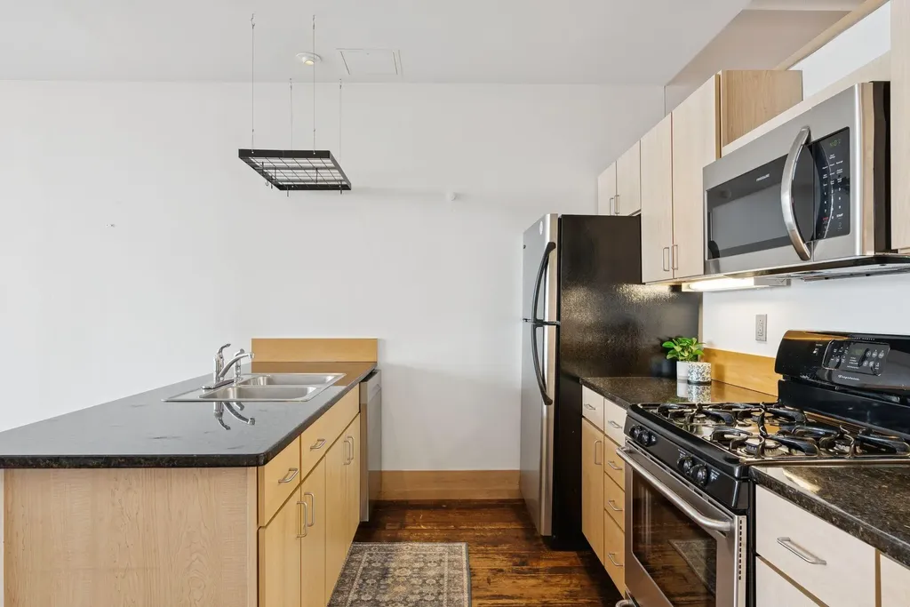15 Brown Street Portland ME 04101