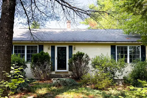 27 Stonehedge Drive Bridgton ME 04009