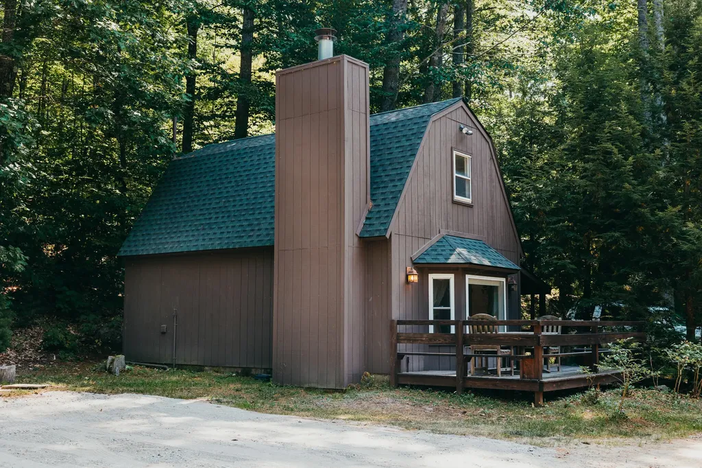 296 Hio Ridge Shores South S Bridgton ME 04009