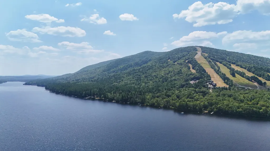 296 Hio Ridge Shores South S Bridgton ME 04009