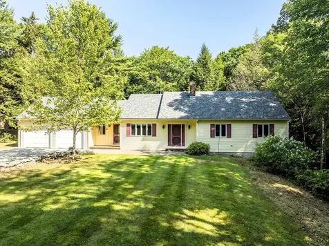 7 Homestead Lane Rockport ME 04856