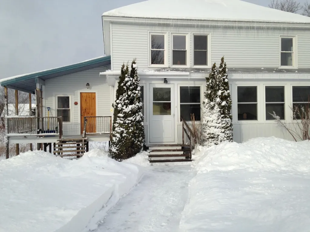 1261 Dexter Road Dover-foxcroft ME 04426
