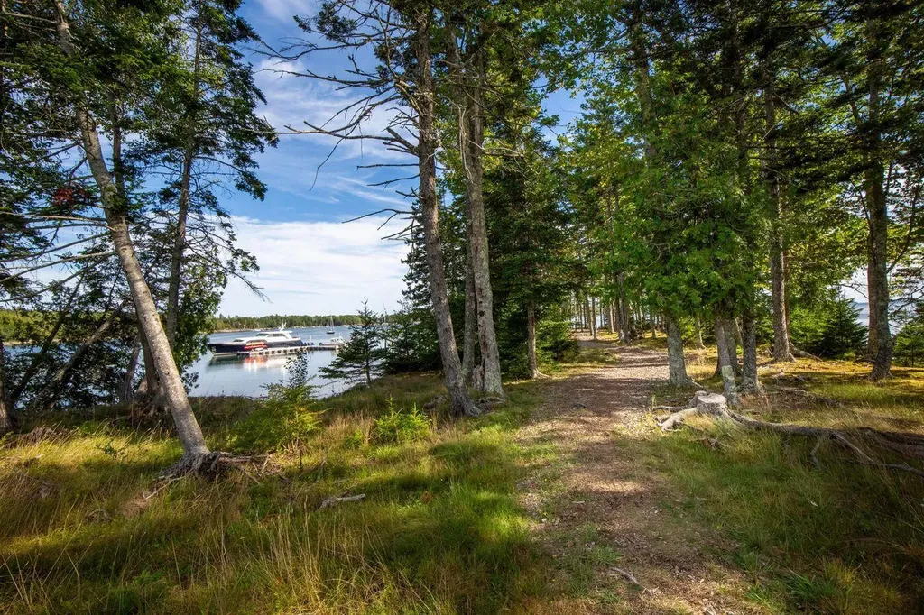 230 Keller Point Road Islesboro ME 04848
