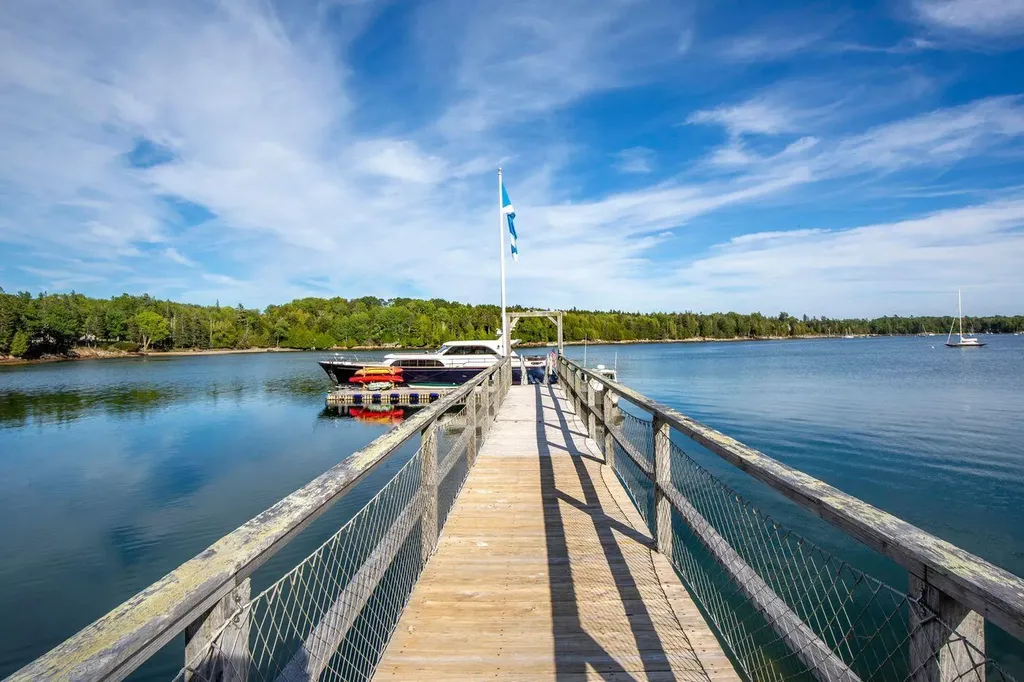 230 Keller Point Road Islesboro ME 04848