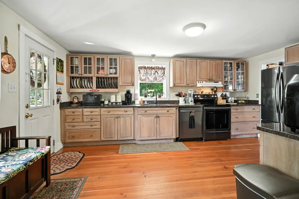 155 Bridgton Road Westbrook ME 04092