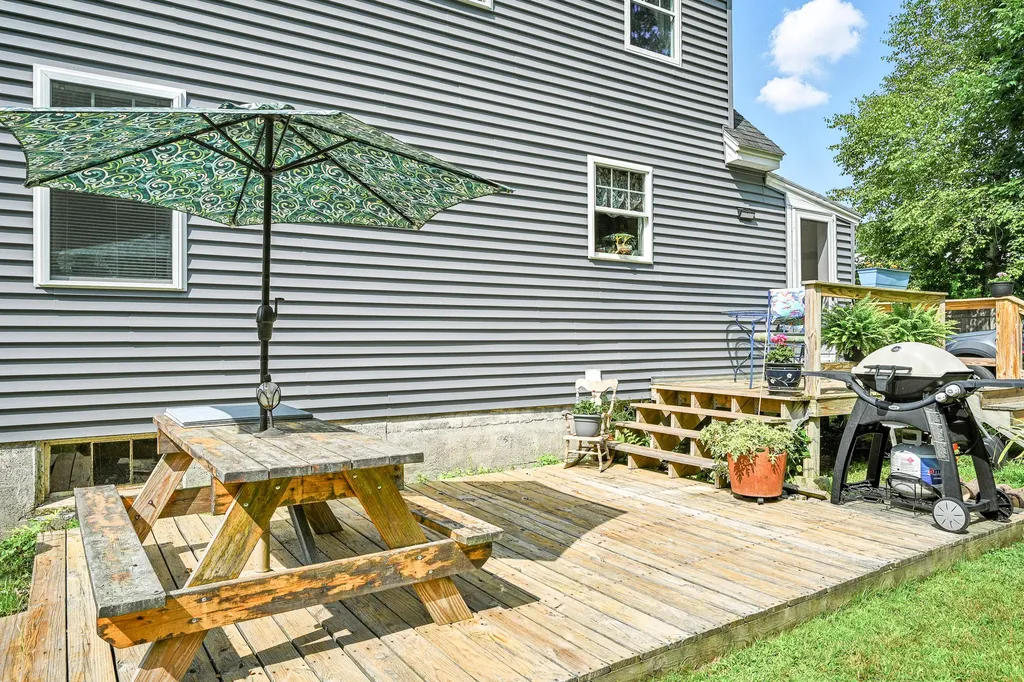 155 Bridgton Road Westbrook ME 04092