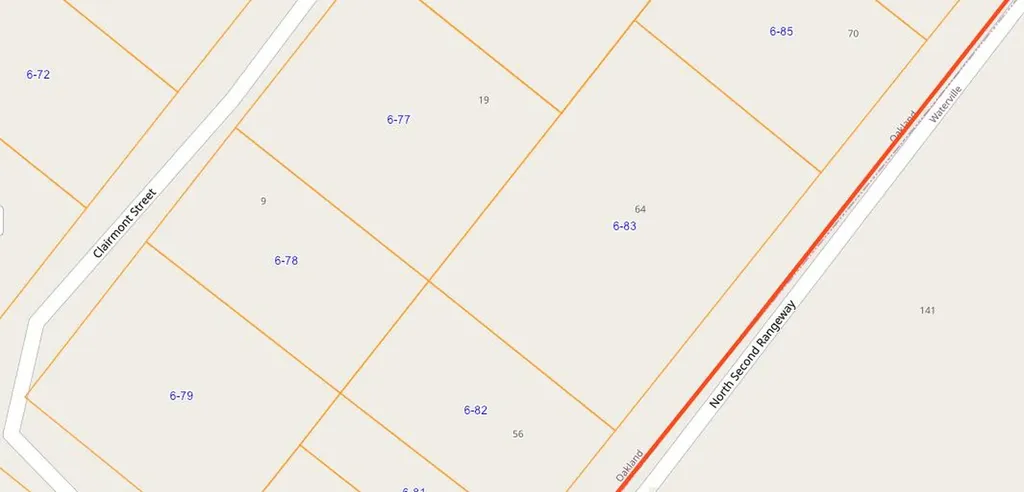64 N 2nd Rangeway Oakland ME 04963