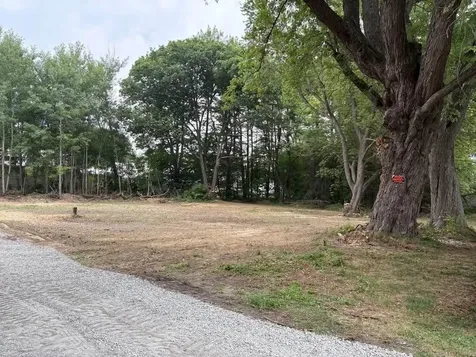 64 N 2nd Rangeway Oakland ME 04963