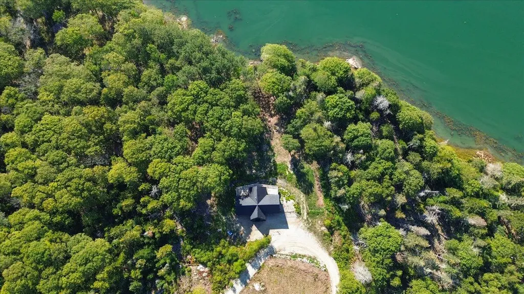 36 Treasure Lane Deer Isle ME 04627