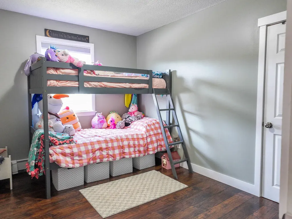 9 Judy Street Lewiston ME 04240