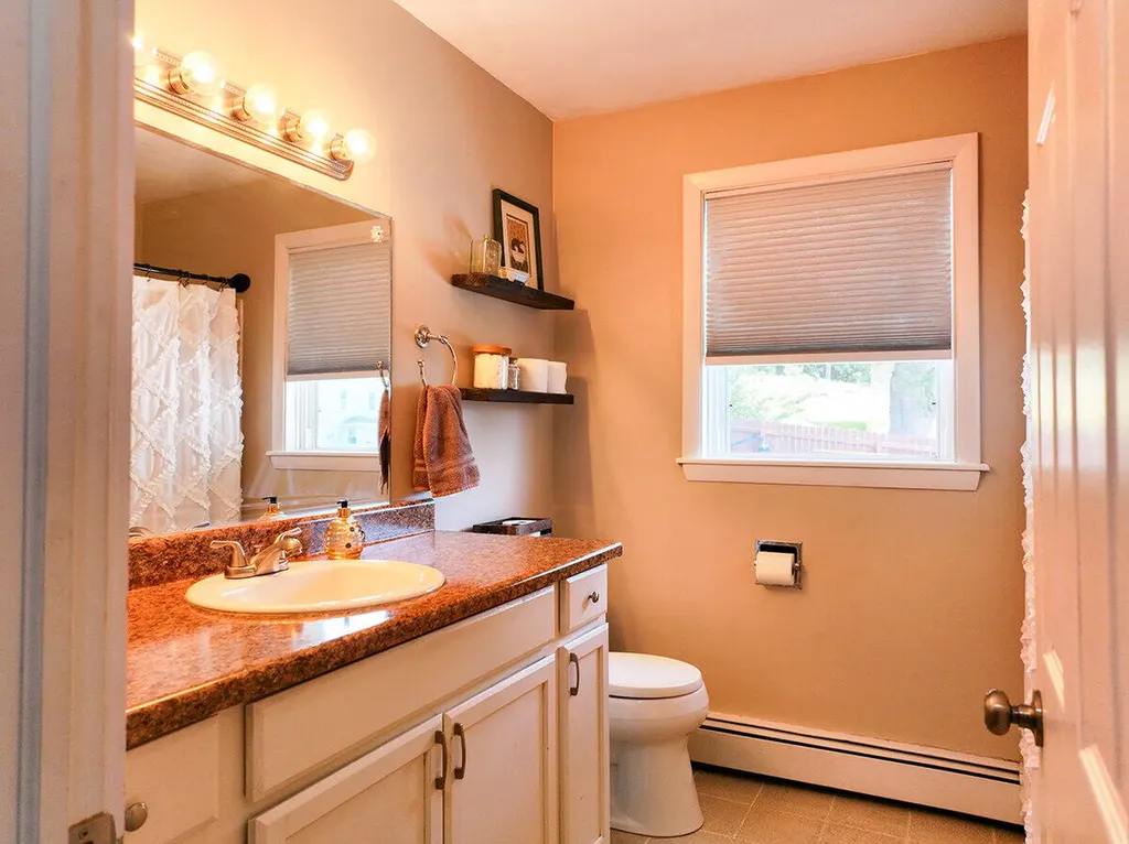 9 Judy Street Lewiston ME 04240