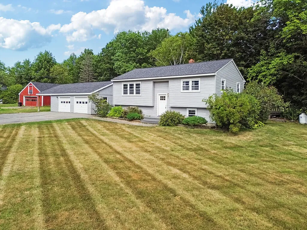 37 Gagnon Road Oakland ME 04963