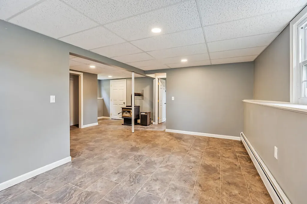 37 Gagnon Road Oakland ME 04963