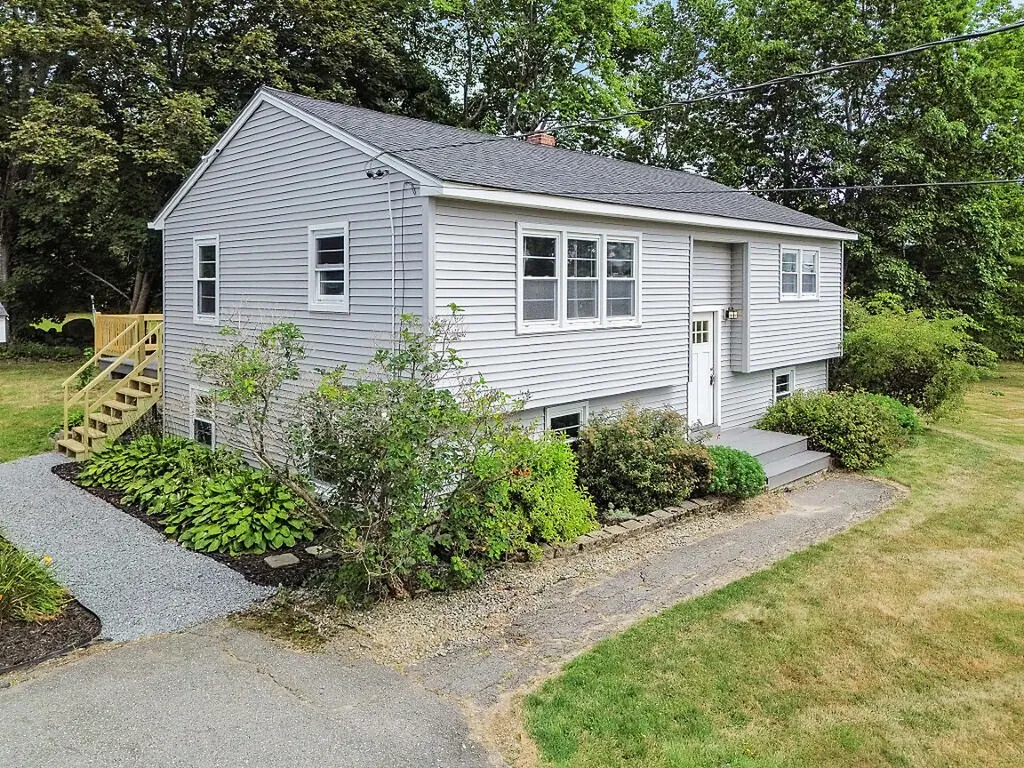37 Gagnon Road Oakland ME 04963