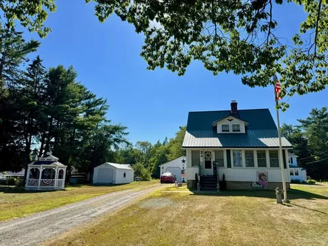 35 Meulendyk Avenue Brownville ME 04414