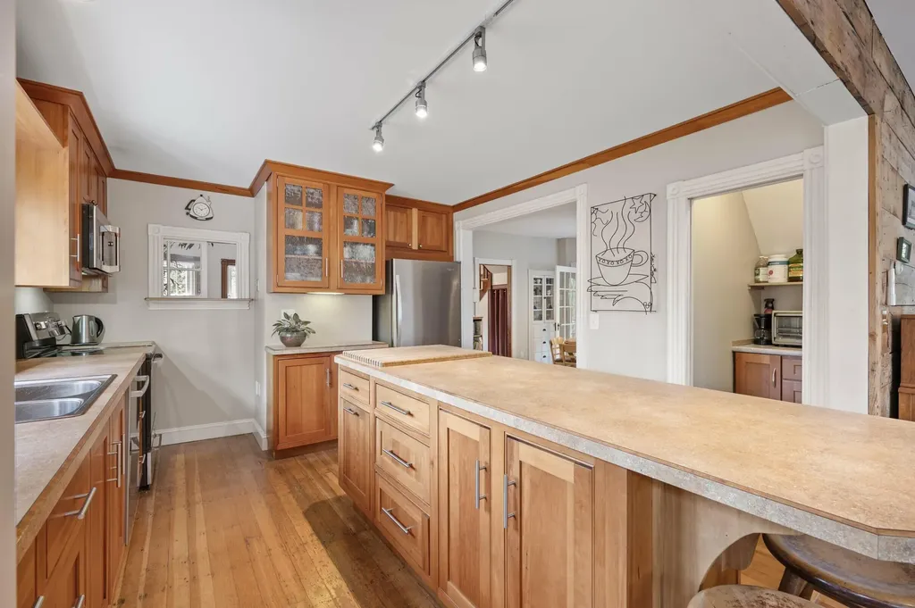 110 Brook Road Falmouth ME 04105