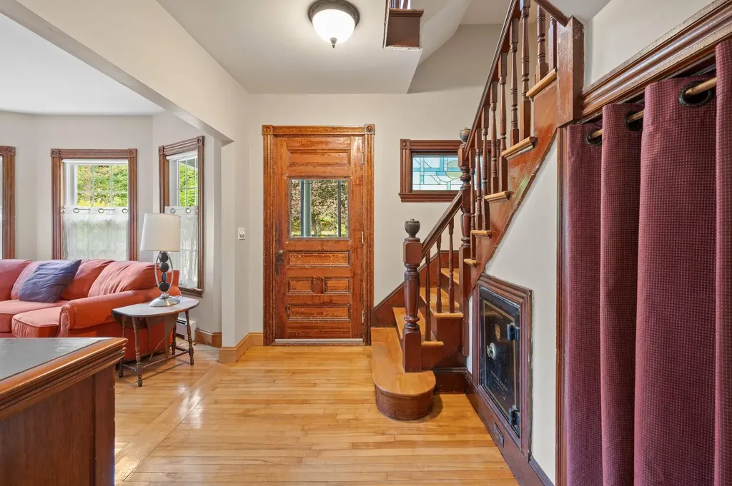 110 Brook Road Falmouth ME 04105